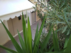 Two Houses Neos Kosmos